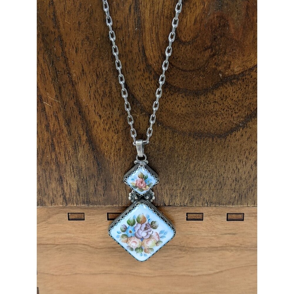 Vintage Finift Jewelry Set Floral Painting USSR Russia Pendant Necklace Earrings - Picture 5 of 13